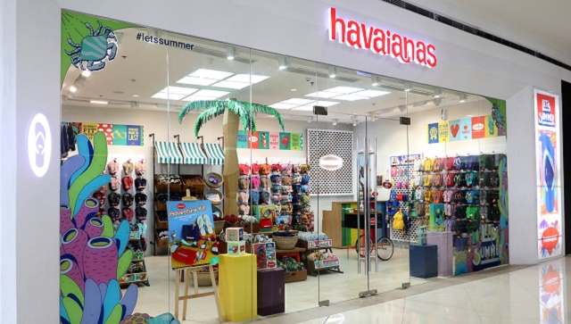 havaianas store in moa
