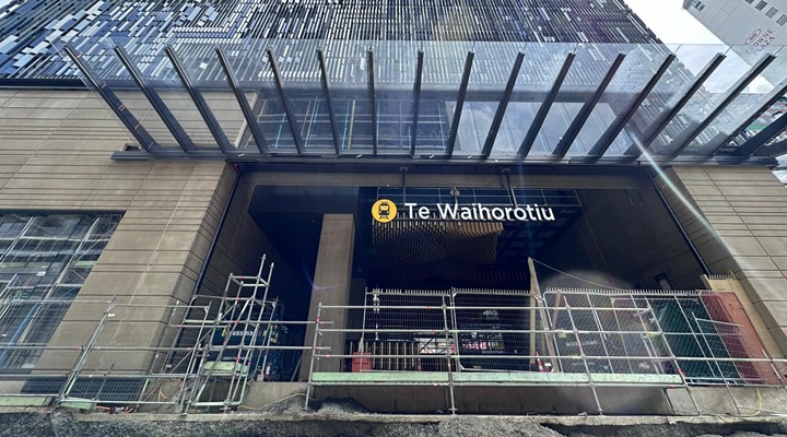 Te Waiharotou train station under construction