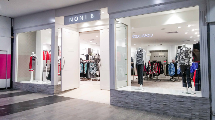 The storefront of Noni B