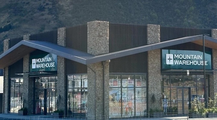 MW-store-in-Queenstown-2018