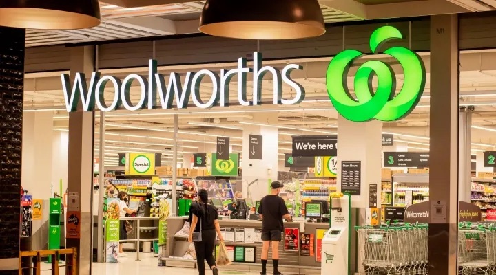 Image of Woolworths storefront.