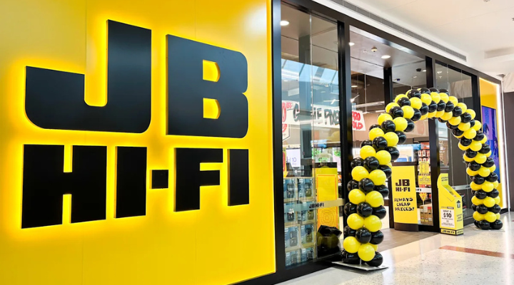 JB Hifi storefront
