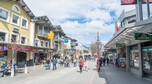 people at Queenstown mall walking street