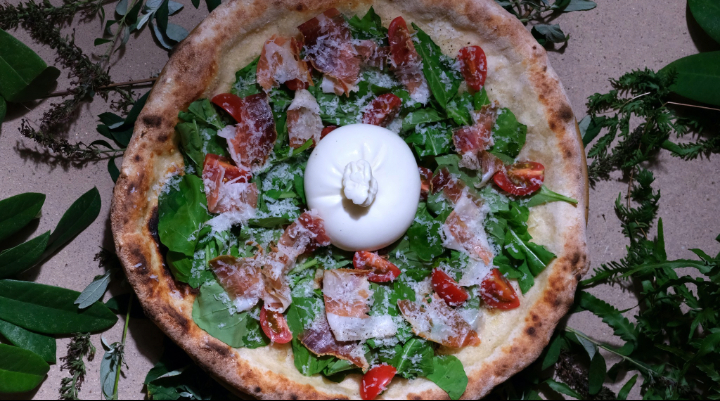 Pizza 4P's burrata pizza.