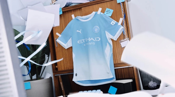 Manchester City home kit.